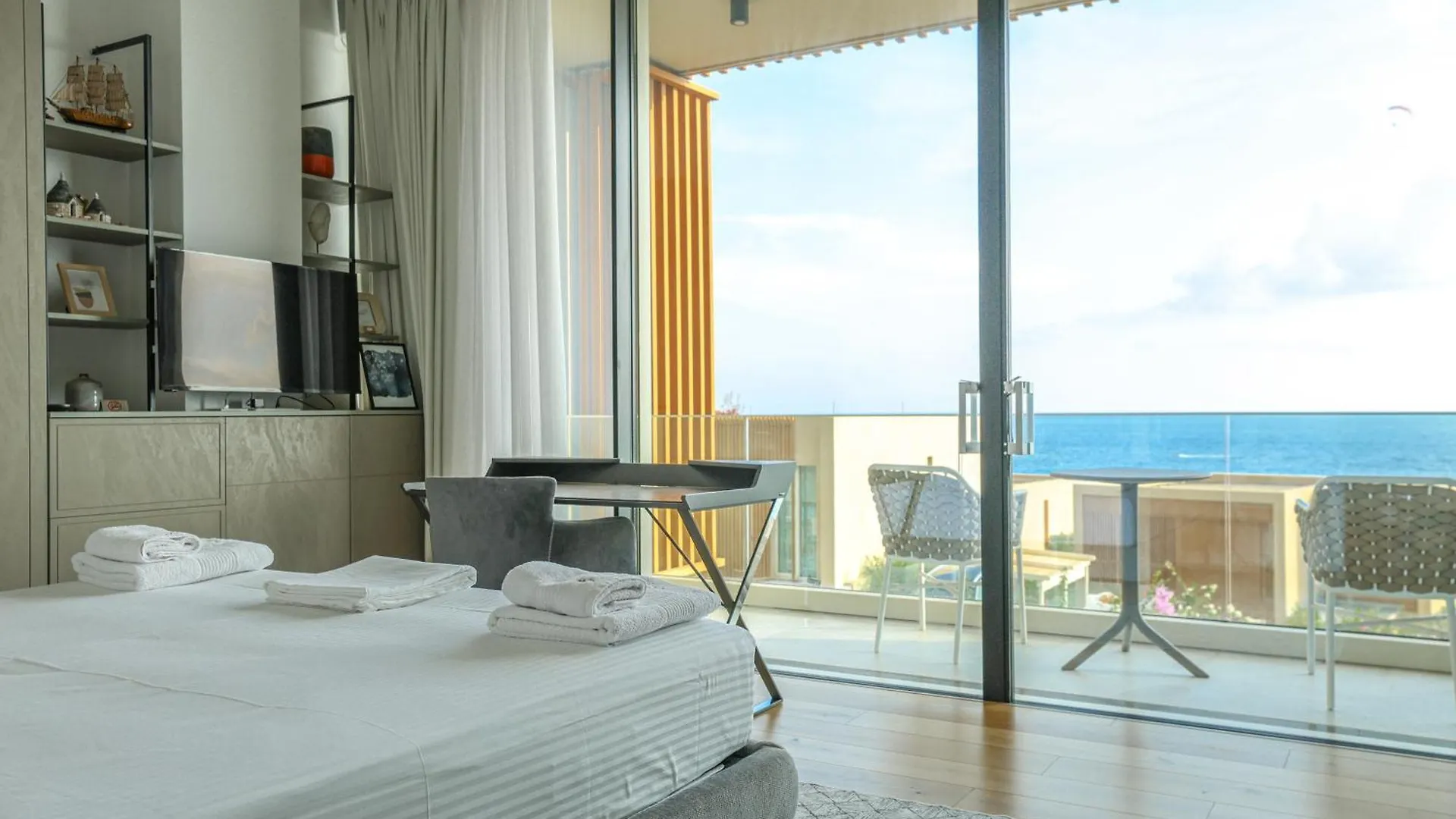 Green Coast Resort & Residences 94 Paljasa 0*,  Albania